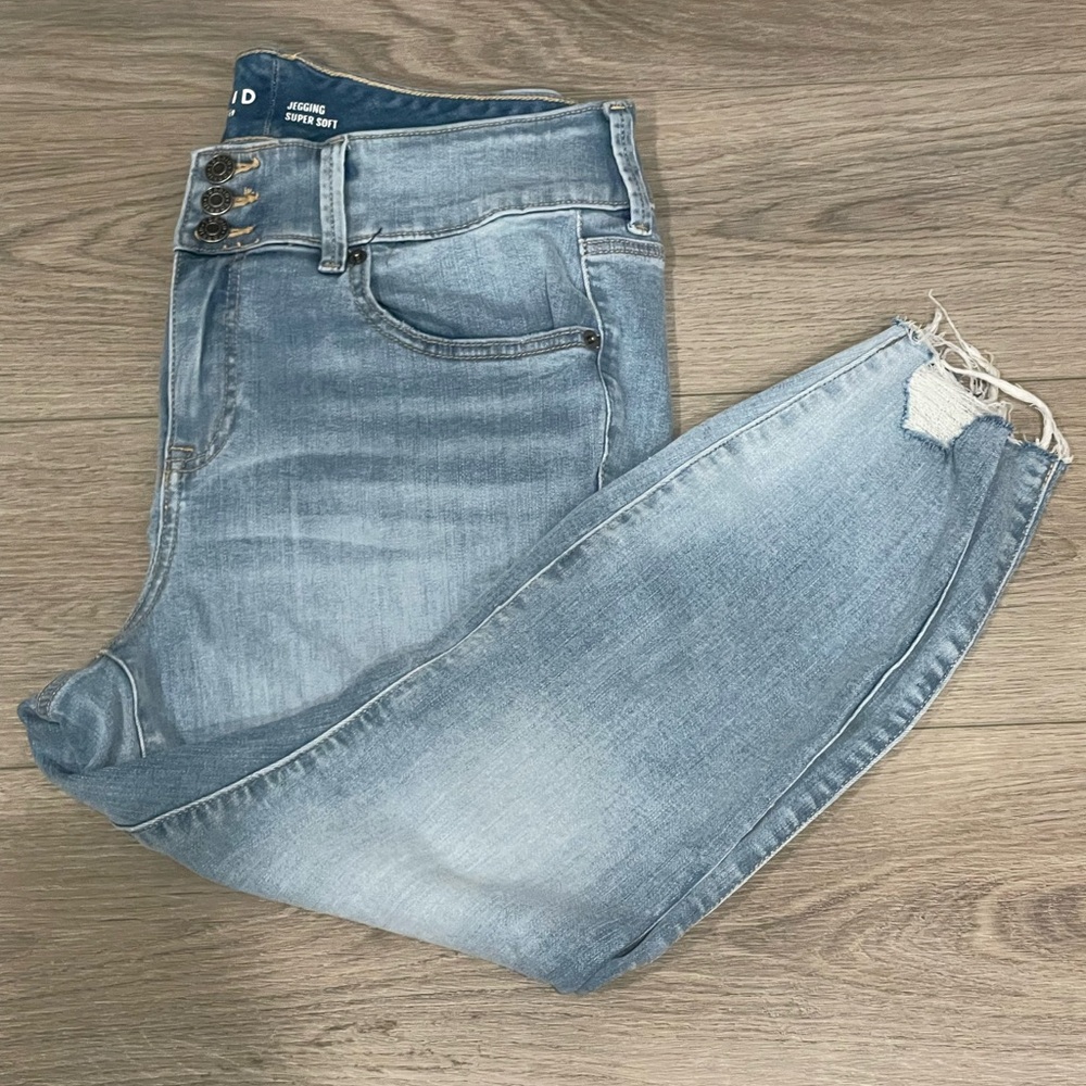 Torrid Super Soft Jegging Jeans with Frayed Hem
